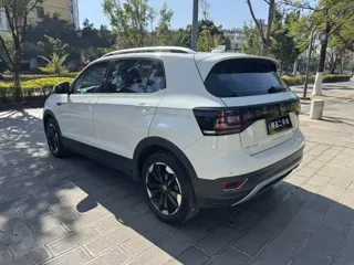 Volkswagen Tacqua 2023 купить из Китая, цена 1 412 000 ₽ — Suifenhe Auto