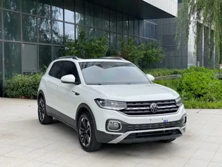 Volkswagen Tacqua 2023 купить из Китая, цена 1 810 000 ₽ — Suifenhe Auto