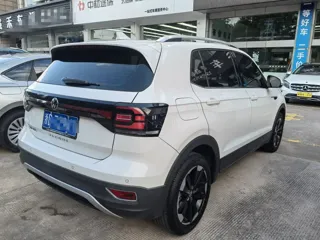 Volkswagen Tacqua 2021 купить из Китая, цена 1 555 000 ₽ — Suifenhe Auto