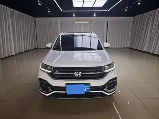 Volkswagen Tacqua 2022 купить из Китая, цена 1 649 000 ₽ — Suifenhe Auto