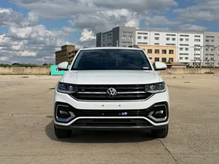 Volkswagen Tacqua 2023 купить из Китая, цена 1 858 000 ₽ — Suifenhe Auto