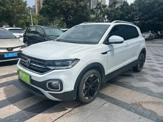 Volkswagen Tacqua 2020 купить из Китая, цена 1 344 000 ₽ — Suifenhe Auto