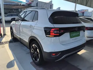 Volkswagen Tacqua 2021 купить из Китая, цена 1 638 000 ₽ — Suifenhe Auto