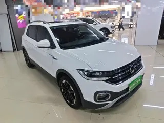 Volkswagen Tacqua 2023 купить из Китая, цена 1 313 000 ₽ — Suifenhe Auto