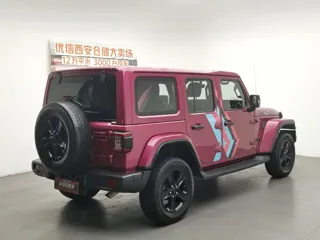 Jeep Wrangler 2024 купить из Китая, цена 5 164 000 ₽ — Suifenhe Auto