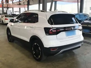 Volkswagen Tacqua 2022 купить из Китая, цена 1 670 000 ₽ — Suifenhe Auto