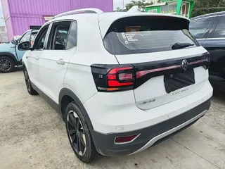 Volkswagen Tacqua 2021 купить из Китая, цена 1 452 000 ₽ — Suifenhe Auto