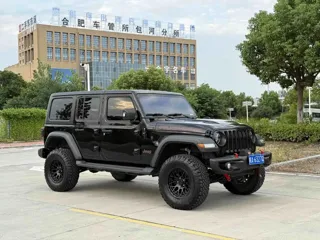 Jeep Wrangler 2024 купить из Китая, цена 7 275 000 ₽ — Suifenhe Auto