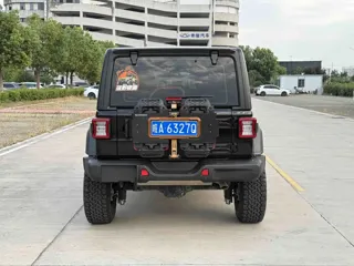 Jeep Wrangler 2024 купить из Китая, цена 7 275 000 ₽ — Suifenhe Auto