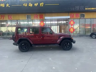 Jeep Wrangler 2024 купить из Китая, цена 5 676 000 ₽ — Suifenhe Auto