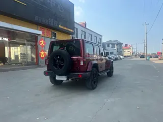 Jeep Wrangler 2024 купить из Китая, цена 5 676 000 ₽ — Suifenhe Auto