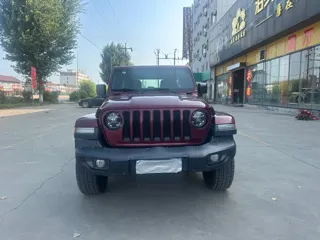 Jeep Wrangler 2024 купить из Китая, цена 5 676 000 ₽ — Suifenhe Auto