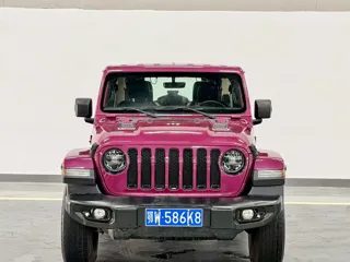Jeep Wrangler 2024 купить из Китая, цена 5 552 000 ₽ — Suifenhe Auto