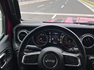 Jeep Wrangler 2024 купить из Китая, цена 5 690 000 ₽ — Suifenhe Auto