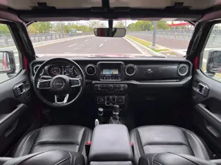 Jeep Wrangler 2024 купить из Китая, цена 5 690 000 ₽ — Suifenhe Auto