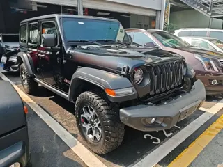Jeep Wrangler 2024 купить из Китая, цена 8 473 000 ₽ — Suifenhe Auto