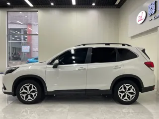 Subaru Forester 2023 купить из Китая, цена 3 324 000 ₽ — Suifenhe Auto