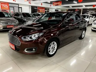 Ford Escort 2020 купить из Китая, цена 1 265 000 ₽ — Suifenhe Auto