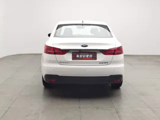 Ford Escort 2019 купить из Китая, цена 1 123 000 ₽ — Suifenhe Auto
