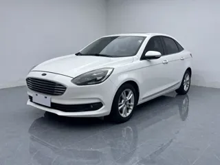 Ford Escort 2019 купить из Китая, цена 1 096 000 ₽ — Suifenhe Auto