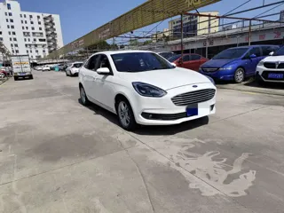 Ford Escort 2020 купить из Китая, цена 1 226 000 ₽ — Suifenhe Auto