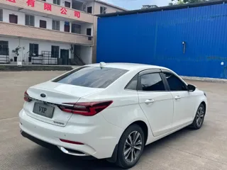 Ford Escort 2022 купить из Китая, цена 1 202 000 ₽ — Suifenhe Auto