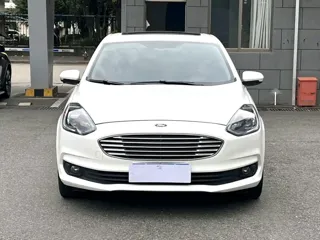 Ford Escort 2020 купить из Китая, цена 1 200 000 ₽ — Suifenhe Auto