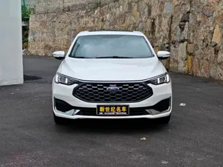 Ford Escort 2022 купить из Китая, цена 1 124 000 ₽ — Suifenhe Auto