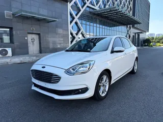 Ford Escort 2019 купить из Китая, цена 1 135 000 ₽ — Suifenhe Auto