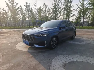 Ford Escort 2022 купить из Китая, цена 1 043 000 ₽ — Suifenhe Auto