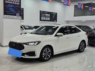 Ford Escort 2022 купить из Китая, цена 994 000 ₽ — Suifenhe Auto