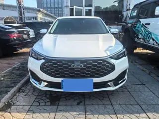 Ford Escort 2022 купить из Китая, цена 1 152 000 ₽ — Suifenhe Auto