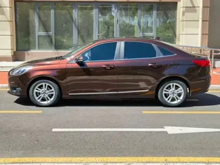 Ford Escort 2019 купить из Китая, цена 1 135 000 ₽ — Suifenhe Auto