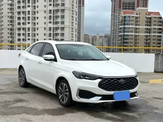 Ford Escort 2022 купить из Китая, цена 1 085 000 ₽ — Suifenhe Auto