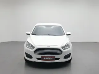 Ford Escort 2019 купить из Китая, цена 1 097 000 ₽ — Suifenhe Auto