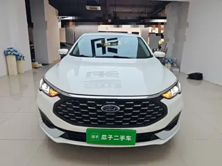 Ford Escort 2022 купить из Китая, цена 1 125 000 ₽ — Suifenhe Auto