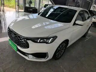 Ford Escort 2022 купить из Китая, цена 1 160 000 ₽ — Suifenhe Auto