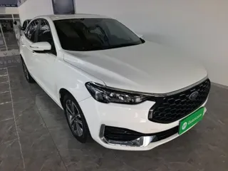 Ford Escort 2022 купить из Китая, цена 1 160 000 ₽ — Suifenhe Auto