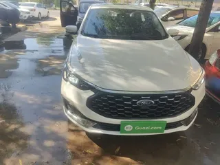 Ford Escort 2021 купить из Китая, цена 1 314 000 ₽ — Suifenhe Auto