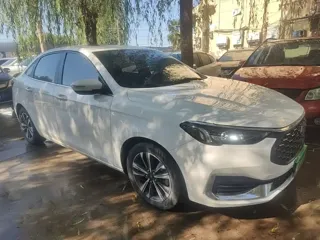 Ford Escort 2021 купить из Китая, цена 1 314 000 ₽ — Suifenhe Auto