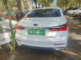 Ford Escort 2021 купить из Китая, цена 1 314 000 ₽ — Suifenhe Auto