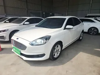Ford Escort 2019 купить из Китая, цена 1 185 000 ₽ — Suifenhe Auto