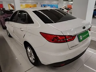 Ford Escort 2019 купить из Китая, цена 1 099 000 ₽ — Suifenhe Auto