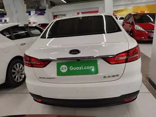 Ford Escort 2019 купить из Китая, цена 1 099 000 ₽ — Suifenhe Auto