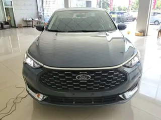 Ford Escort 2022 купить из Китая, цена 1 262 000 ₽ — Suifenhe Auto