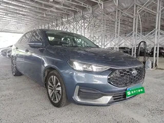 Ford Escort 2022 купить из Китая, цена 1 116 000 ₽ — Suifenhe Auto