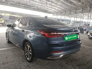Ford Escort 2022 купить из Китая, цена 1 116 000 ₽ — Suifenhe Auto