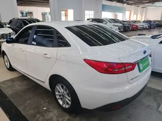 Ford Escort 2019 купить из Китая, цена 1 131 000 ₽ — Suifenhe Auto