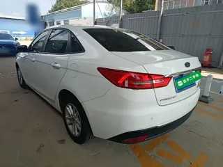 Ford Escort 2019 купить из Китая, цена 1 044 000 ₽ — Suifenhe Auto