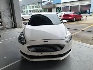 Ford Escort 2019 купить из Китая, цена 1 155 000 ₽ — Suifenhe Auto